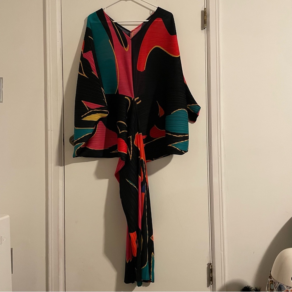 Dressed in LALA Women of the Hour Midi Dress - Picture 4 of 10